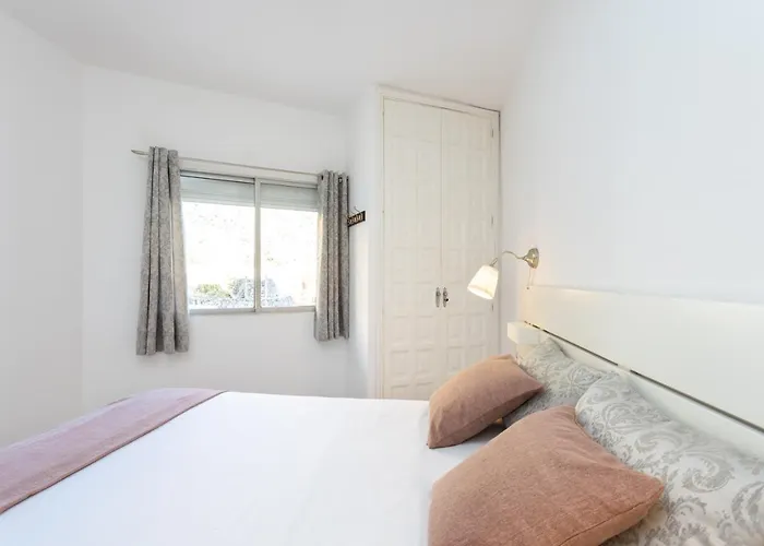 Home2book Charming Duplex